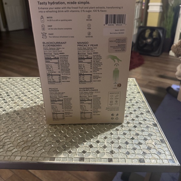 Brand New! Waterdrop Hydration Starter Set with Purple Design - Picture 5 of 5